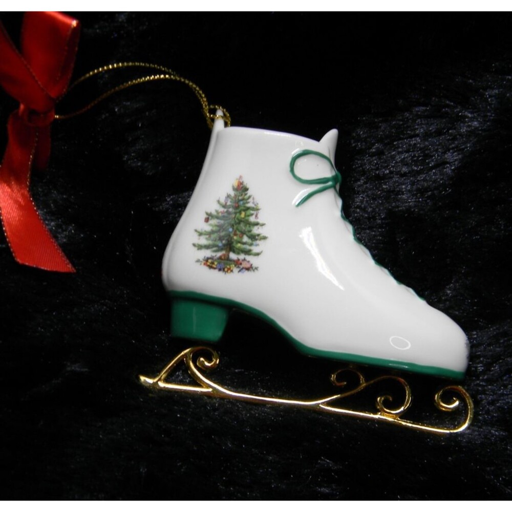 Spode Ice Skating Christmas Tree Porcelain Ornament EUC - Picture 2 of 7